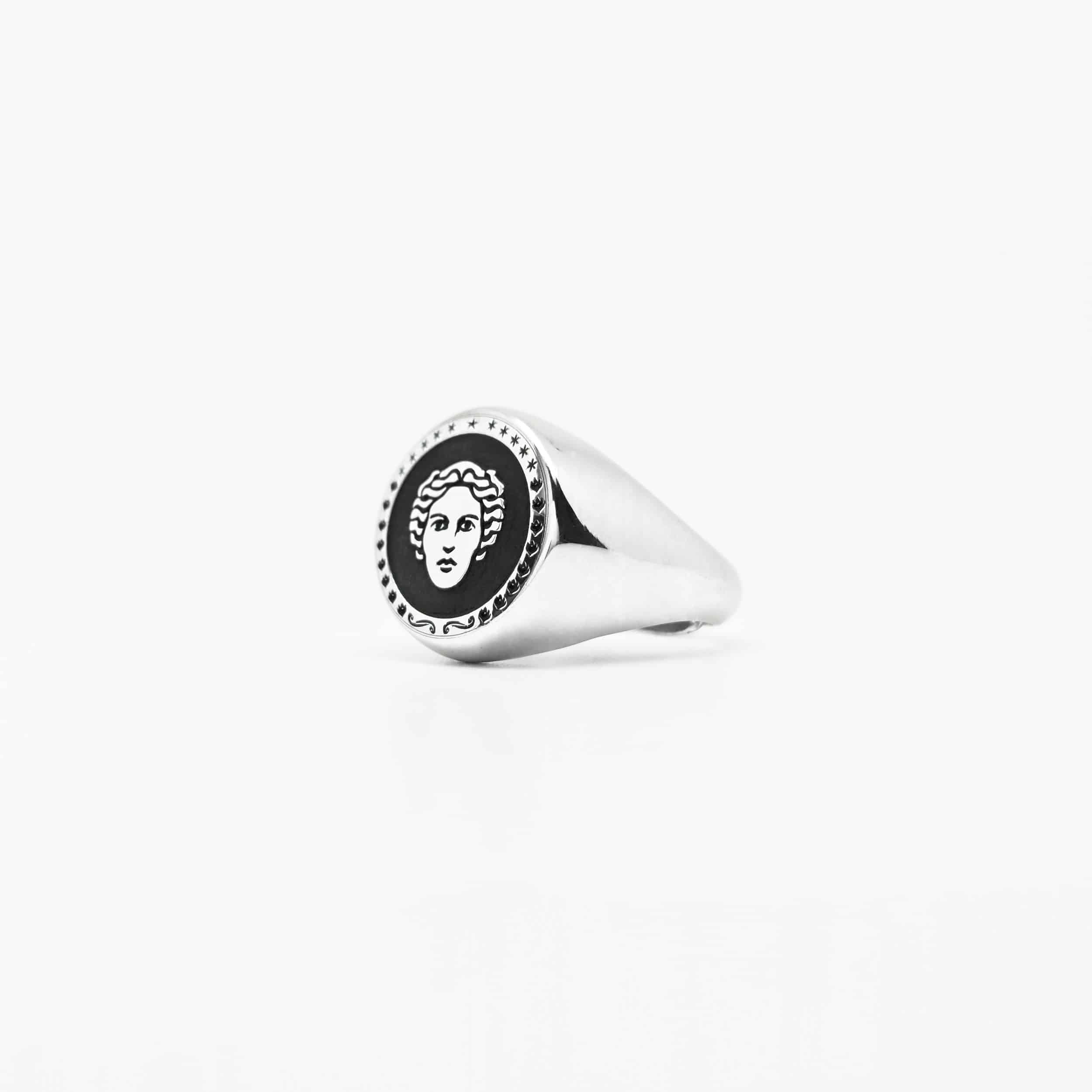Anello-Sigillo-Maga-Circe-mod3-1-I-Gioielli-Del-Mare